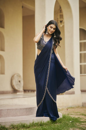 V-Neck Bustier + Pre Drape saree | TCT-839