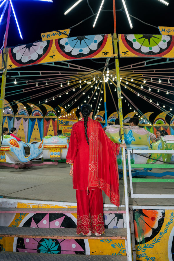 TCT-3001 | Red V-Neck Kurta Set