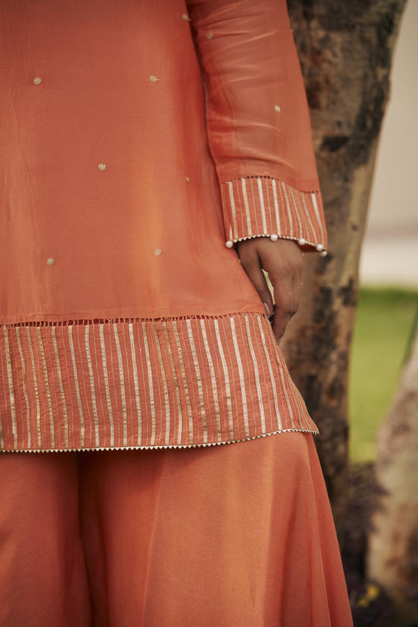 Prach V-neck kurta set | TCT-848